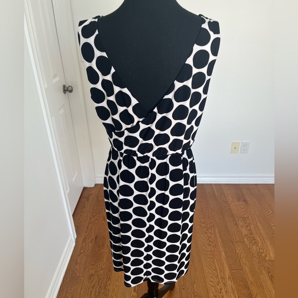 VINTAGE Polka Dot Wrap Dress - Picture 5 of 6
